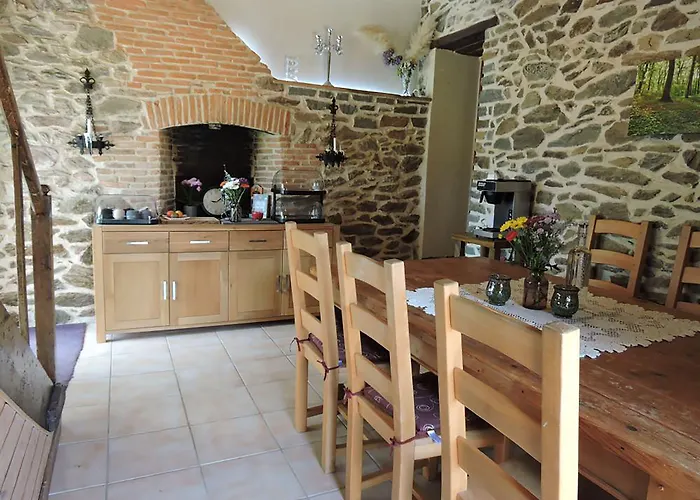 The Alpaca 4* Chalais (Dordogne)